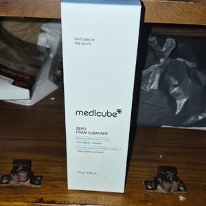 Medicube Zero Foam Cleanser - White